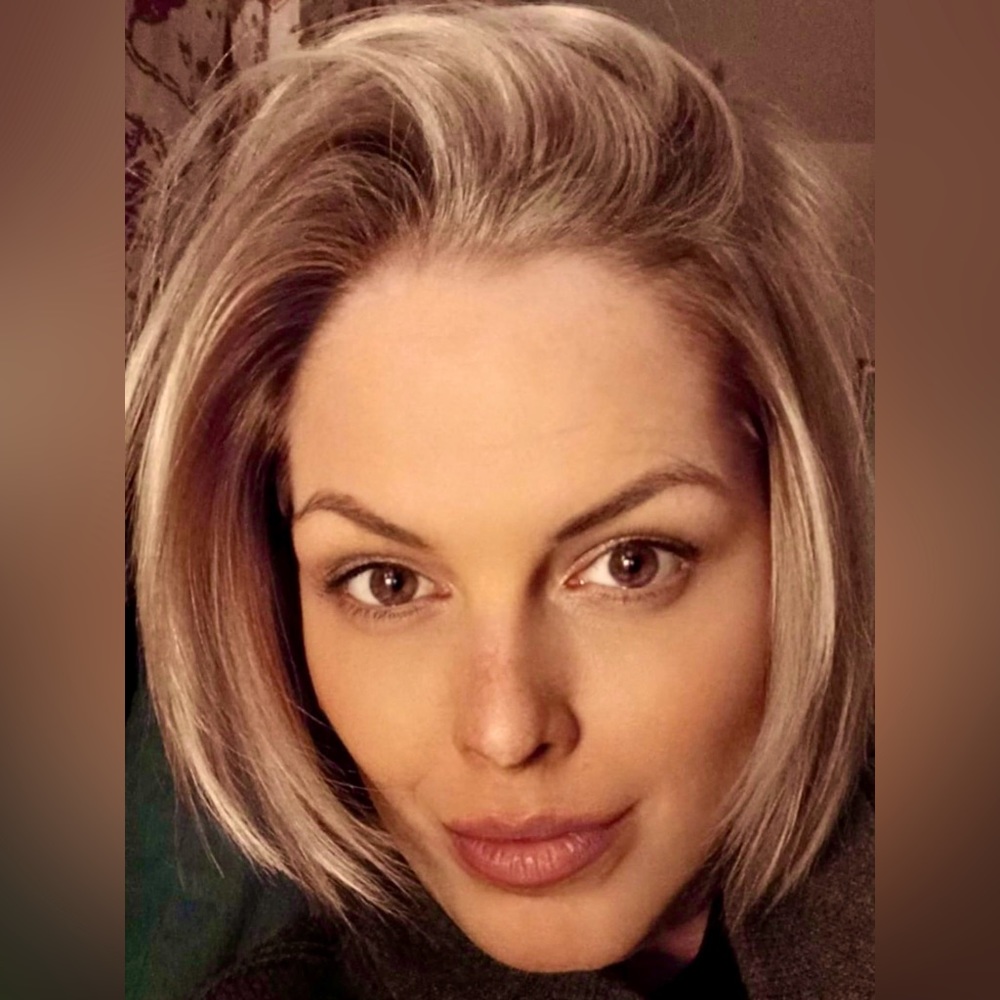 Meet your Posher, Alexandra